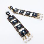 Earring with Swarovski rhinestones and natural pearls